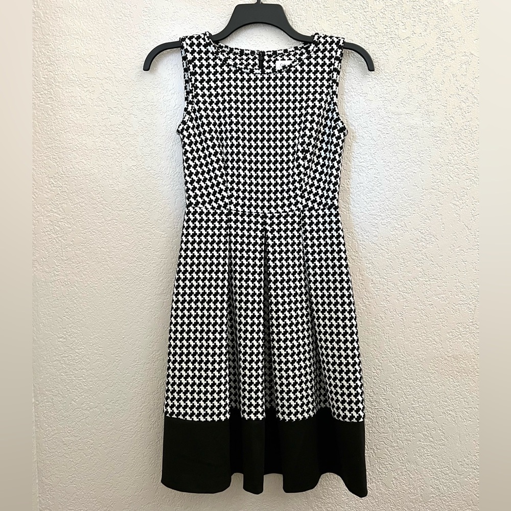 Calvin Klein Black White Houdstooth Sleeveless Dress Casual